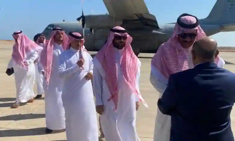 وصول وفد عسكري وأمني سعودي إلى "المكلا" لاحتواء التوتر