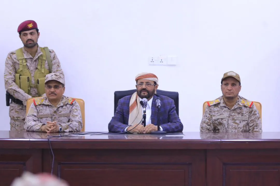 اللواء العرادة يؤكد على توحيد الصفوف واستعادة مؤسسات الدولة