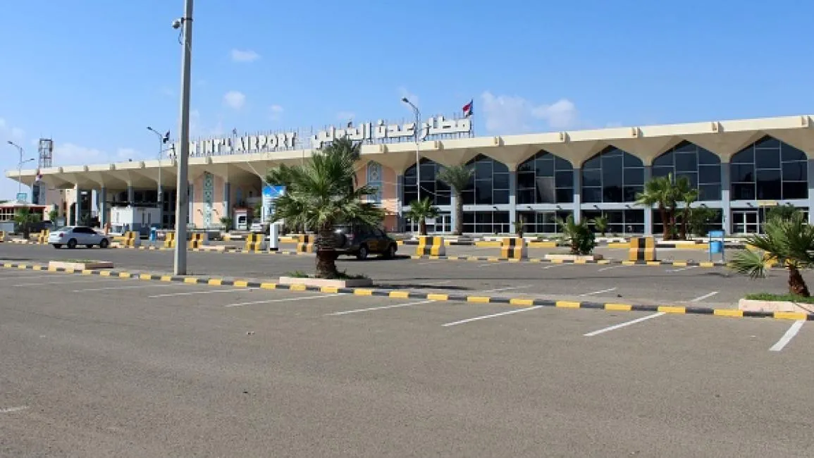 إعلان مزمن لـ "استئناف" الرحلات الجوية بين عدن وأبوظبي.. لماذا الآن؟