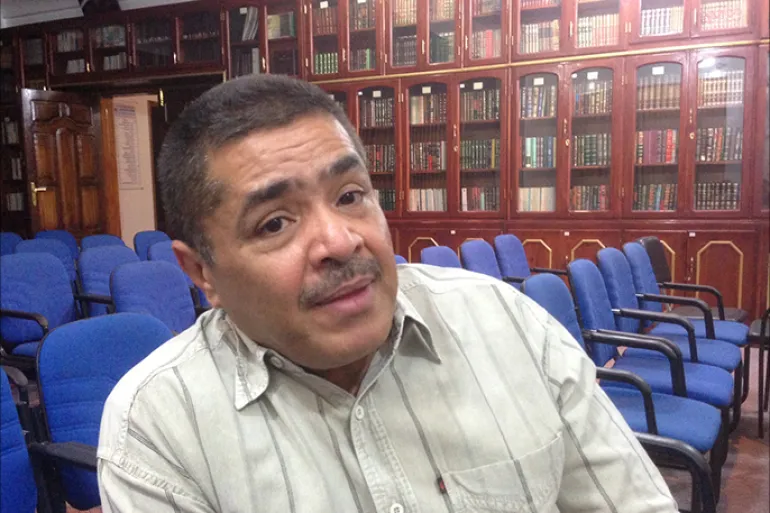 حين يبيع الفنان ذاكرته ليحمي كرامته: عدنان جمن وقصة لوحات تُنقذ بيتًا من الضياع